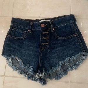 Bullhead Dark Wash Demin Shorts